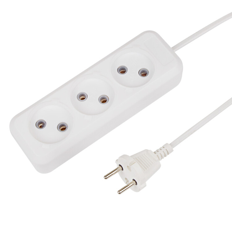 Удлинитель 3 гнезда, 1.5 м, 2х0.75 кв.мм, б/з, белый (Сделано в России) | 11-8731 | REXANT