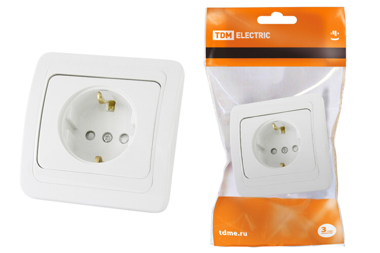 Розетка 2П+З 16А c защитными шторками белая "Валдай" | SQ1804-0024 | TDM