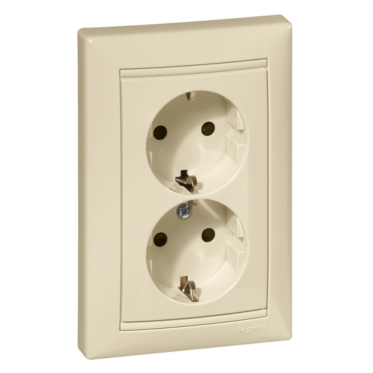 Valena Сл. кость Розетка 2-ая с/з с защитными шторками | 774371 | Legrand