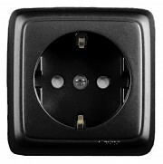 Розетка открытой установки, одноместная, с заземляющим контактом, со шторкой, с изолирующй пластиной, цвет черный | РА16-114-08 | HEGEL